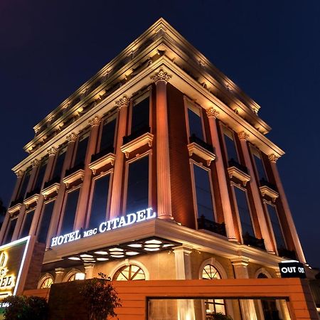 Hotel MBC Citadel Nashik Buitenkant foto