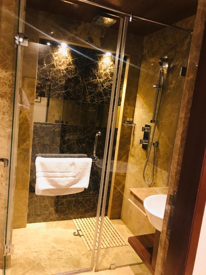 Hotel MBC Citadel Nashik Buitenkant foto