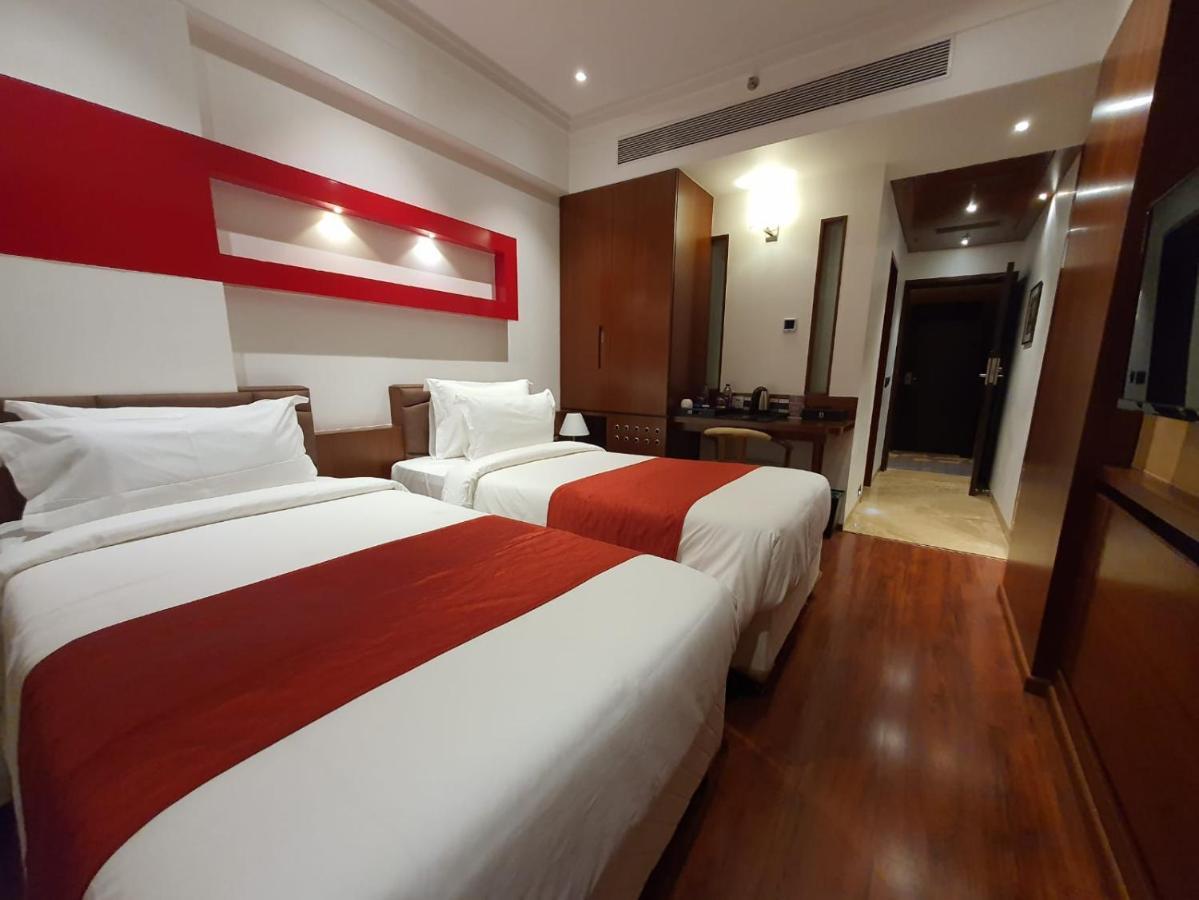 Hotel MBC Citadel Nashik Buitenkant foto